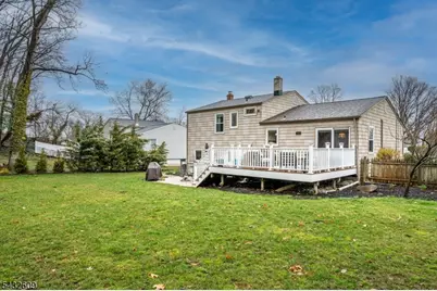 8 Adelphi Ct, Edison, NJ 08837 - Photo 29