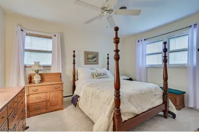 8 Adelphi Ct, Edison, NJ 08837 - Photo 21