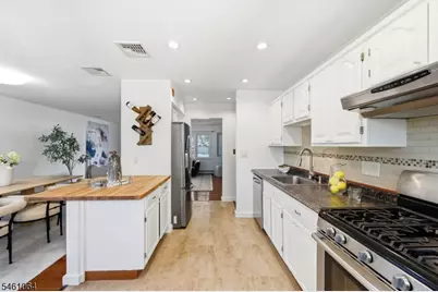 1 Carey Ct, Montclair, NJ 07042 - Photo 13