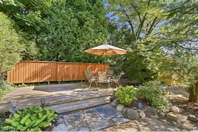 1 Carey Ct, Montclair, NJ 07042 - Photo 29