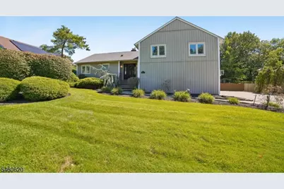 40 Herbert Ter, West Orange Township, NJ 07052 - Photo 3