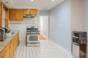 32 Farley Ave, Newark, NJ 07108 - Photo 7