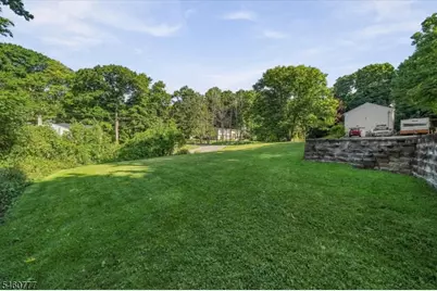 12 Doe Run, Vernon, NJ 07422 - Photo 5