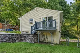 12 Doe Run, Vernon, NJ 07422 - Photo 31