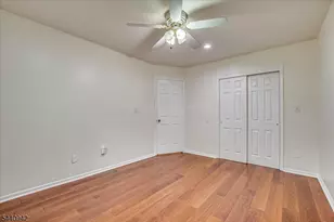 12 Tulip Ct, Edison, NJ 08820 - Photo 25