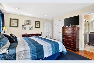 11 Jeffrie Trl, Hanover Township, NJ 07981 - Photo 17