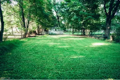 12 Central Ave, Pompton Lakes, NJ 07442 - Photo 27