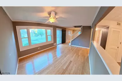 12 Central Ave, Pompton Lakes, NJ 07442 - Photo 5