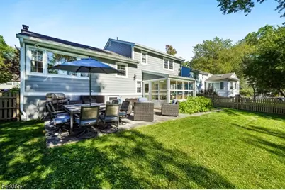 10 Hampton Ter, Livingston, NJ 07039 - Photo 21