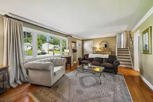 10 Hampton Terrace, Livingston, NJ 07039 - Photo 7