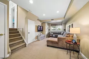 10 Hampton Terrace, Livingston, NJ 07039 - Photo 19
