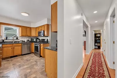 605 Corliss Ave, Phillipsburg, NJ 08865 - Photo 11