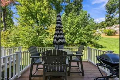 82 Albert Ct, Randolph Township, NJ 07869 - Photo 7