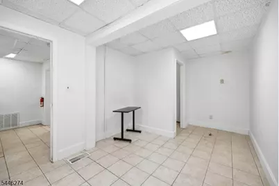 98 Maple Ave, Morristown, NJ 07960 - Photo 13