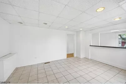 98 Maple Ave, Morristown, NJ 07960 - Photo 3