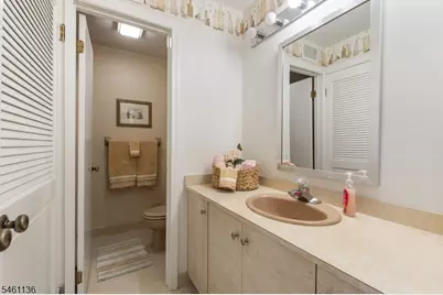 900 Valley Rd #3, Clifton, NJ 07013 - Photo 13