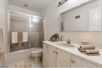 900 Valley Rd #3, Clifton, NJ 07013 - Photo 11