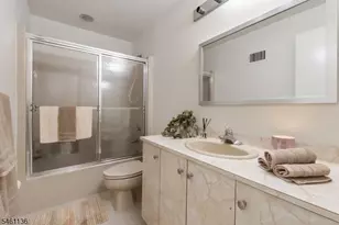 900 Valley Rd, Clifton, NJ 07013 - Photo 11