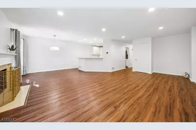 22 Northbridge Pl, Morris Township, NJ 07960 - Photo 7