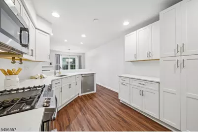 22 Northbridge Pl, Morris Township, NJ 07960 - Photo 15