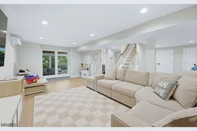 11 Tallwood Ct, Parsippany, NJ 07950 - Photo 39