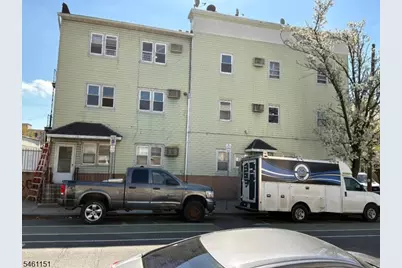 160 E Kinney St Unit #3R, Newark, NJ 07105 - Photo 1