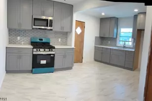 160 E Kinney St Unit, Newark, NJ 07105 - Photo 7