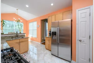 38 Winding Hill Dr, Mount Olive, NJ 07840 - Photo 9