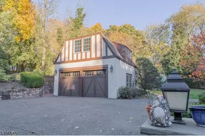 16 West Rd, Millburn, NJ 07078 - Photo 43