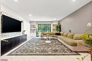 2 Sweet Briar Ct, Montgomery Township, NJ 08502 - Photo 19