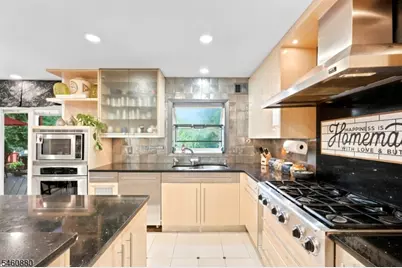 2 Sweet Briar Ct, Montgomery Township, NJ 08502 - Photo 29
