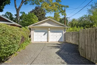 7 Tuxedo Rd, Glen Ridge, NJ 07028 - Photo 37