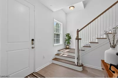 197 Roosevelt Drive #197, Wood Ridge, NJ 07075 - Photo 7