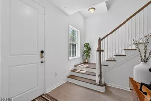 197 Roosevelt Dr, Wood Ridge, NJ 07075 - Photo 7