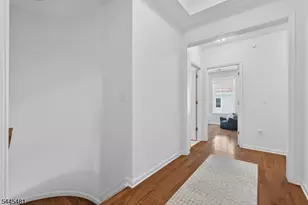 197 Roosevelt Dr, Wood Ridge, NJ 07075 - Photo 29