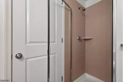 197 Roosevelt Drive #197, Wood Ridge, NJ 07075 - Photo 11