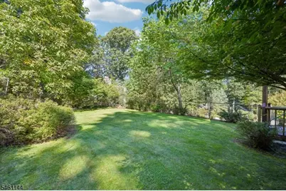 107 Glenside Trl, Byram Township, NJ 07871 - Photo 33
