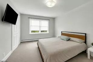444 Riverside Ave, Lyndhurst Township, NJ 07071 - Photo 17