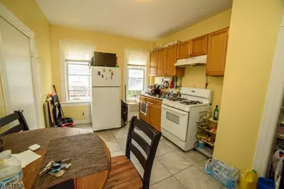 712 E 27th St #2, Paterson, NJ 07504 - Photo 3