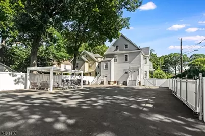 68 Tenafly Rd, Englewood, NJ 07631 - Photo 27