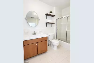 524 Great Beds Ct, Perth Amboy, NJ 08861 - Photo 9