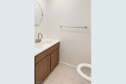 524 Great Beds Ct, Perth Amboy, NJ 08861 - Photo 11
