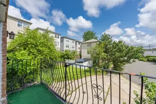 12 Seabury Ct, Newark, NJ 07104 - Photo 21