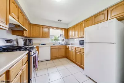 12 Seabury Ct, Newark, NJ 07104 - Photo 27