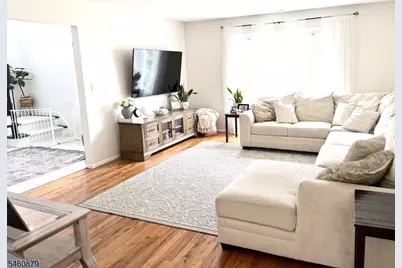 49 Raynor Rd, Morris Township, NJ 07960 - Photo 3