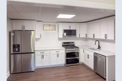 8 Woodland Dr, Washington Township, NJ 07853 - Photo 19