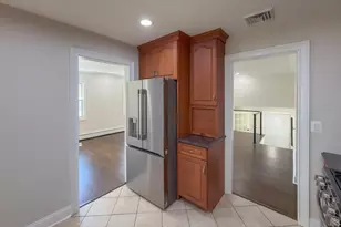 8 Woodland Dr, Washington Township, NJ 07853 - Photo 11
