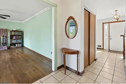22 Ditmars Cir, Hillsborough Township, NJ 08844 - Photo 9