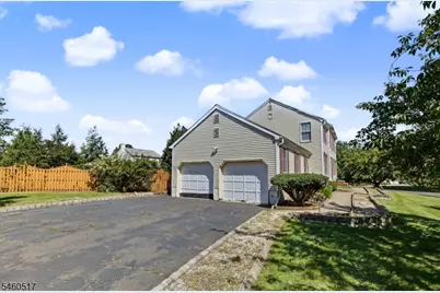 22 Ditmars Cir, Hillsborough Township, NJ 08844 - Photo 49