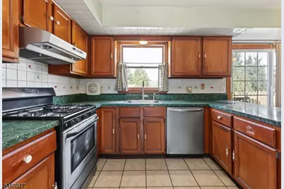22 Ditmars Cir, Hillsborough Township, NJ 08844 - Photo 21